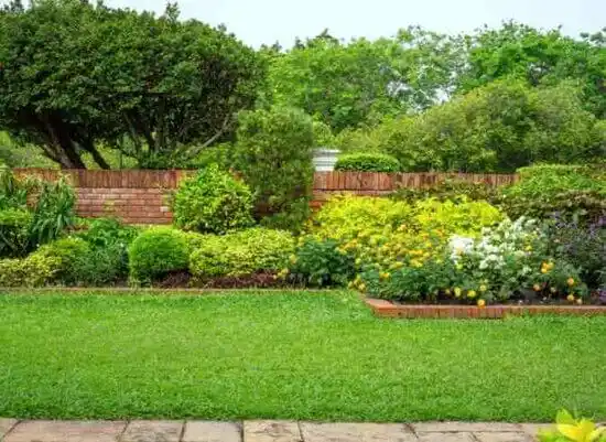 landscaping services Auxvasse